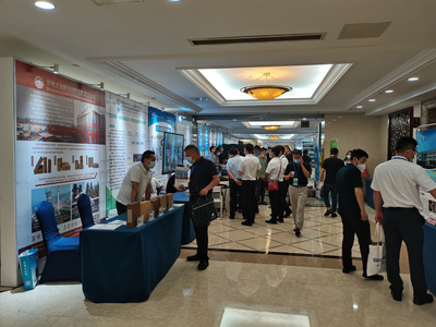 現(xiàn)場客戶展臺咨詢3